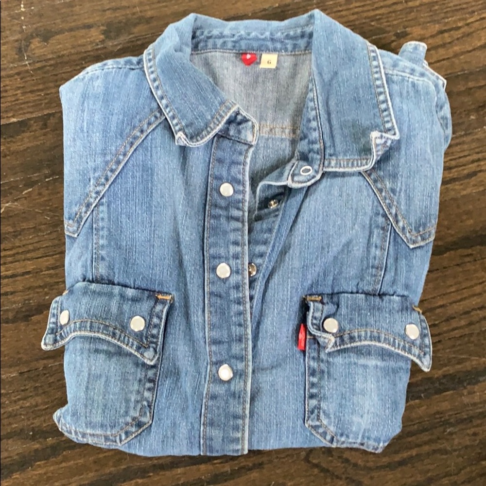 Levi’s Denim button down shirt